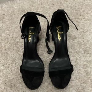 Simple Black Heels (10)